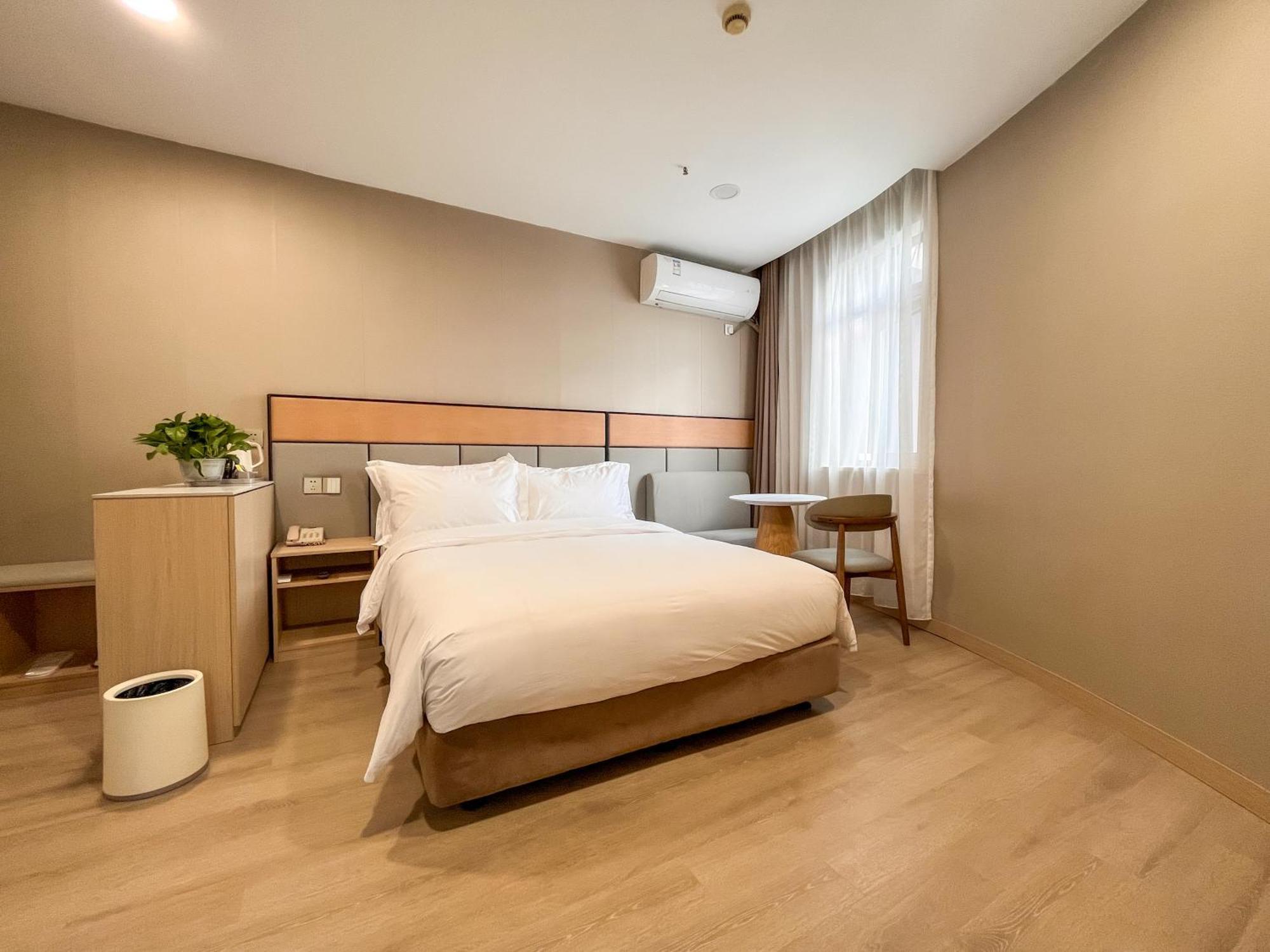 Shanghai Joyful Star Hotel-Free Shuttle Bus To Pudong Airport And Disneyland Exterior photo